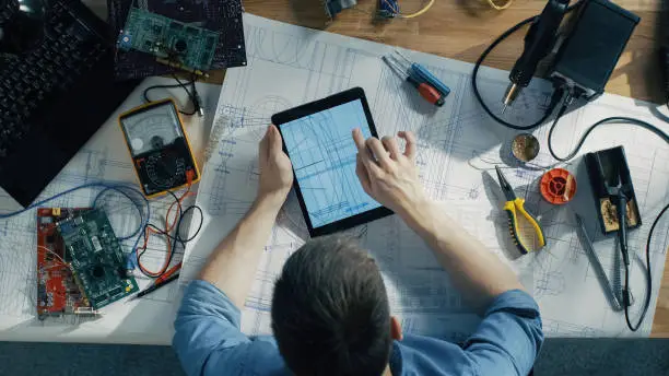 Earn Degree in Electrical and Electronic Engineering in Malaysia – Complete Guide for 2025